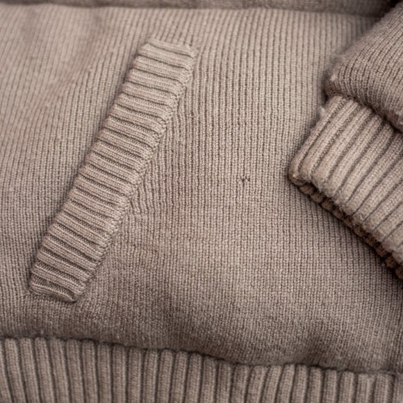 Naadam Merino Cashmere Puffer Jacket, Size Medium - Picture 8 of 11